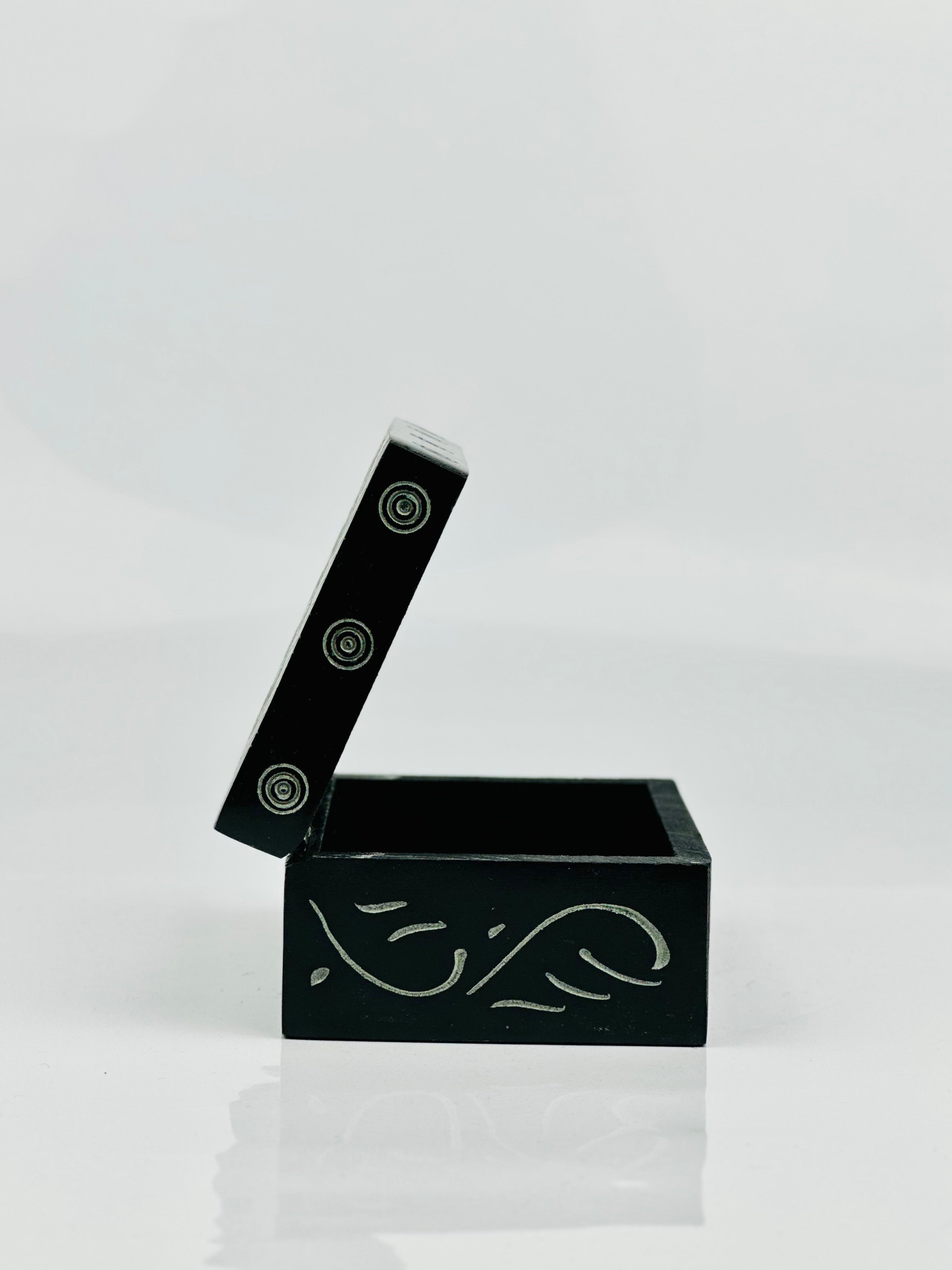 Noir Flora Hand Carved Soapstone Box – 4"L x 3"B x 1.8"H - Tejo