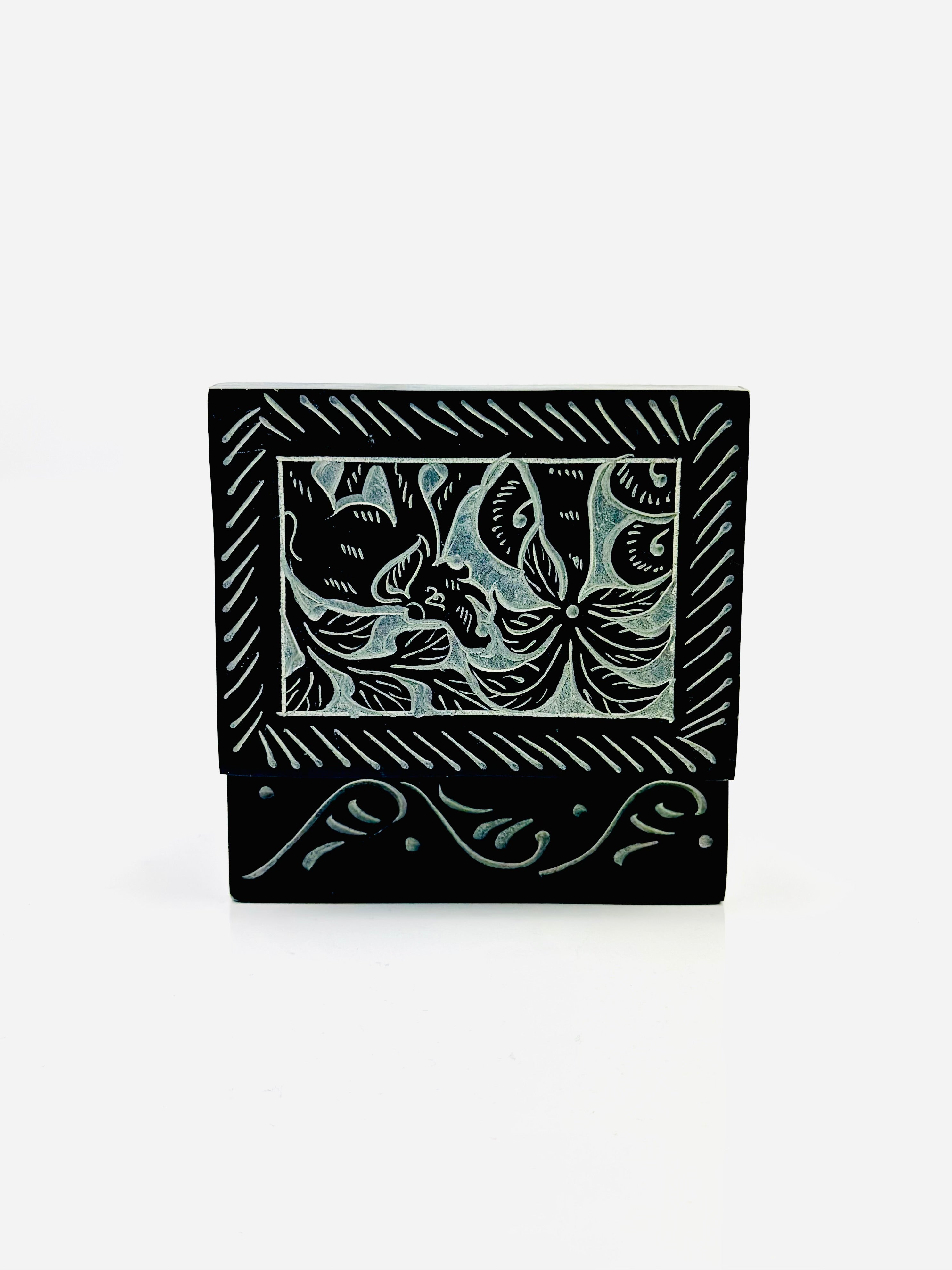 Noir Elephant Hand Carved Soapstone Box – 4"L x 3"B x 1.8"H - Tejo