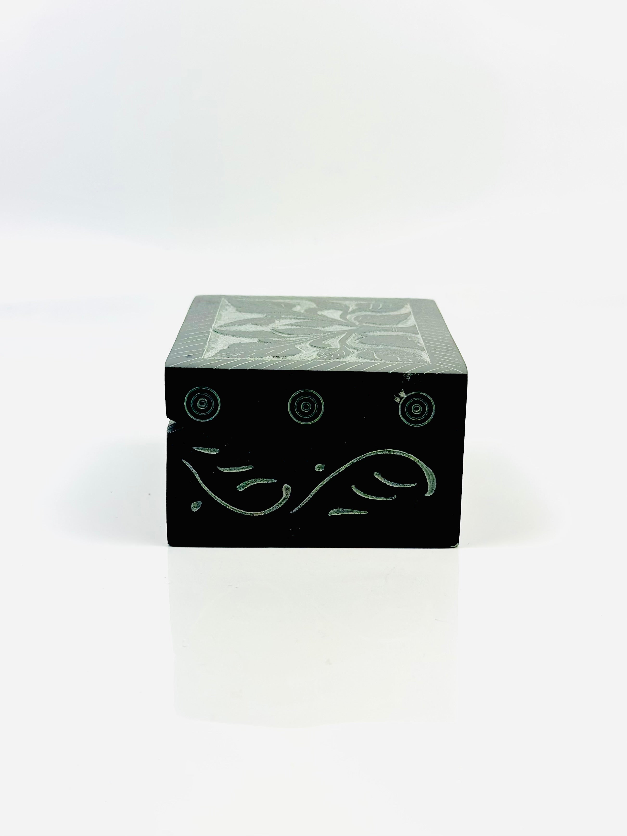 Noir Leaf Hand Carved Soapstone Box – 4"L x 3"B x 1.8"H - Tejo