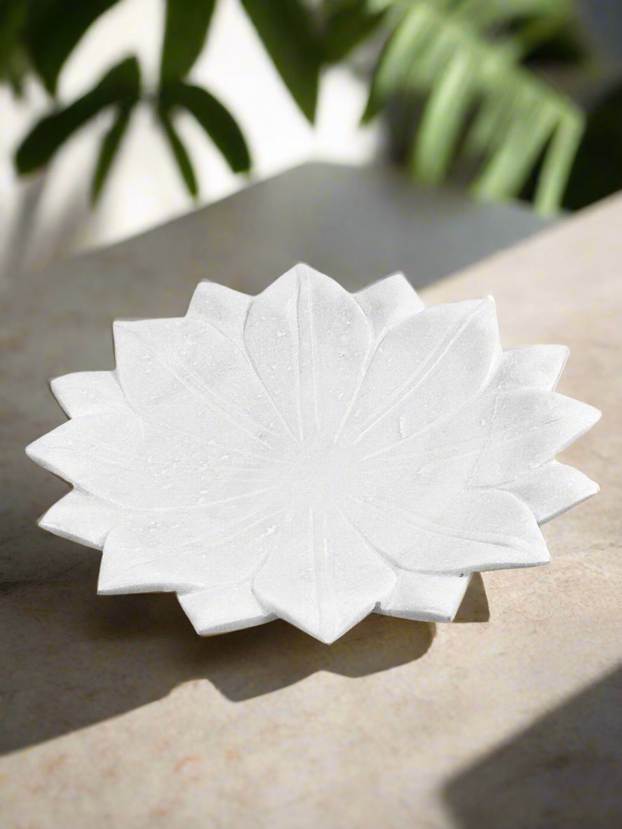 Frost Petal Shallow Bowl Hand-Carved White Marble – 12" - Tejo