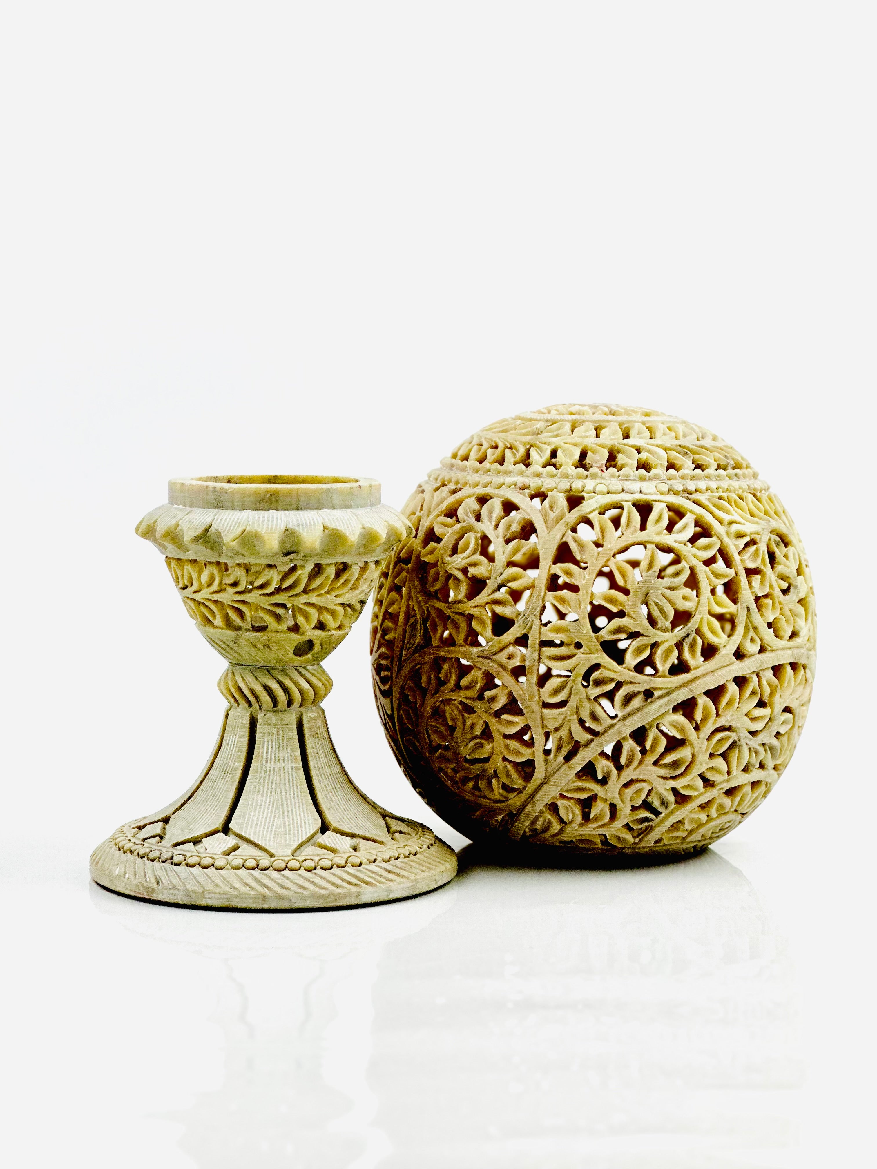 Ornate Sphere Lantern – 3.8"BD x 2"CD x 5.5"B x 9.5"H - Tejo