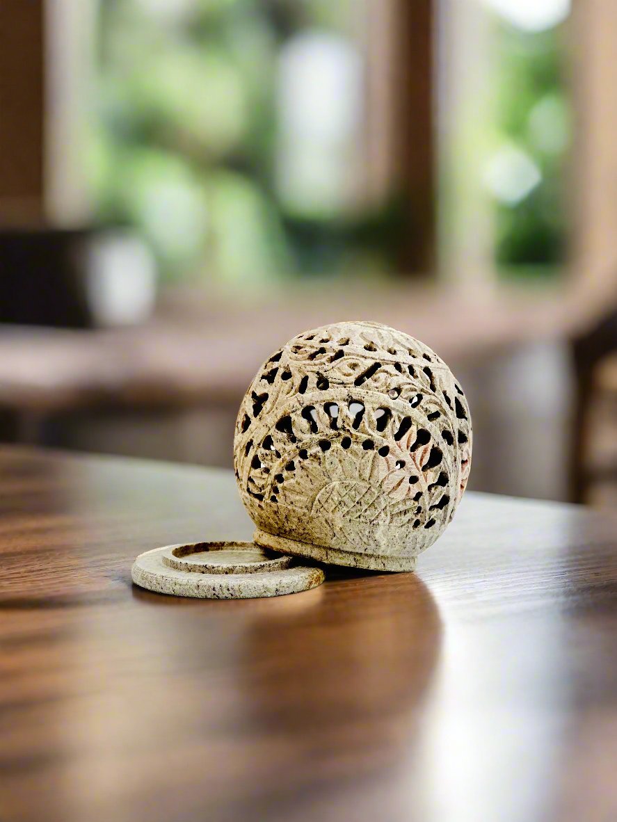 Solace Flower Glow Ball - 4"H x 2.6"L x 3.5"B - Tejo