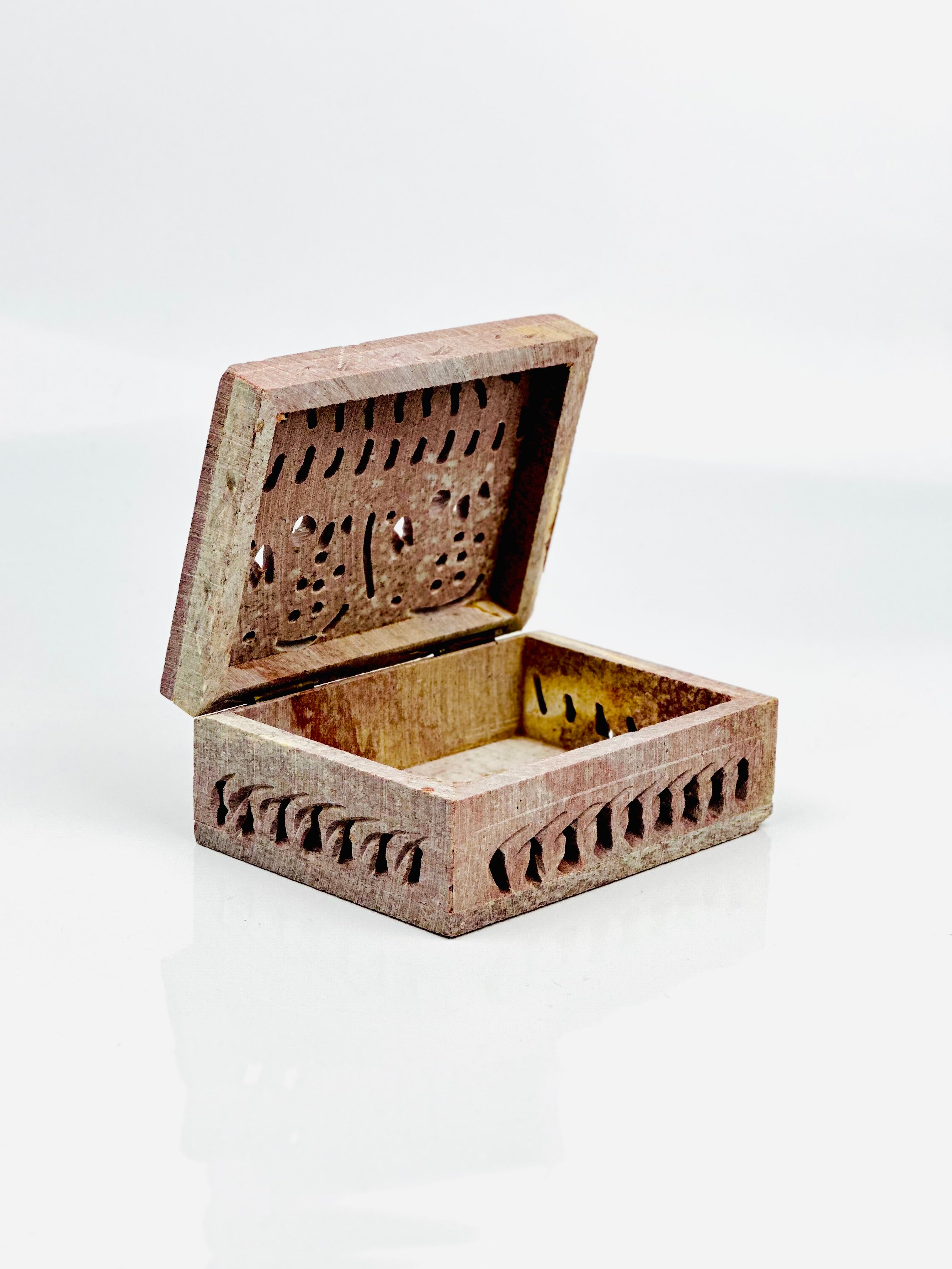 Safari Elephant Carving Hand-Carved Soapstone Box - 4"L x 3"B x 1.5"H - Tejo