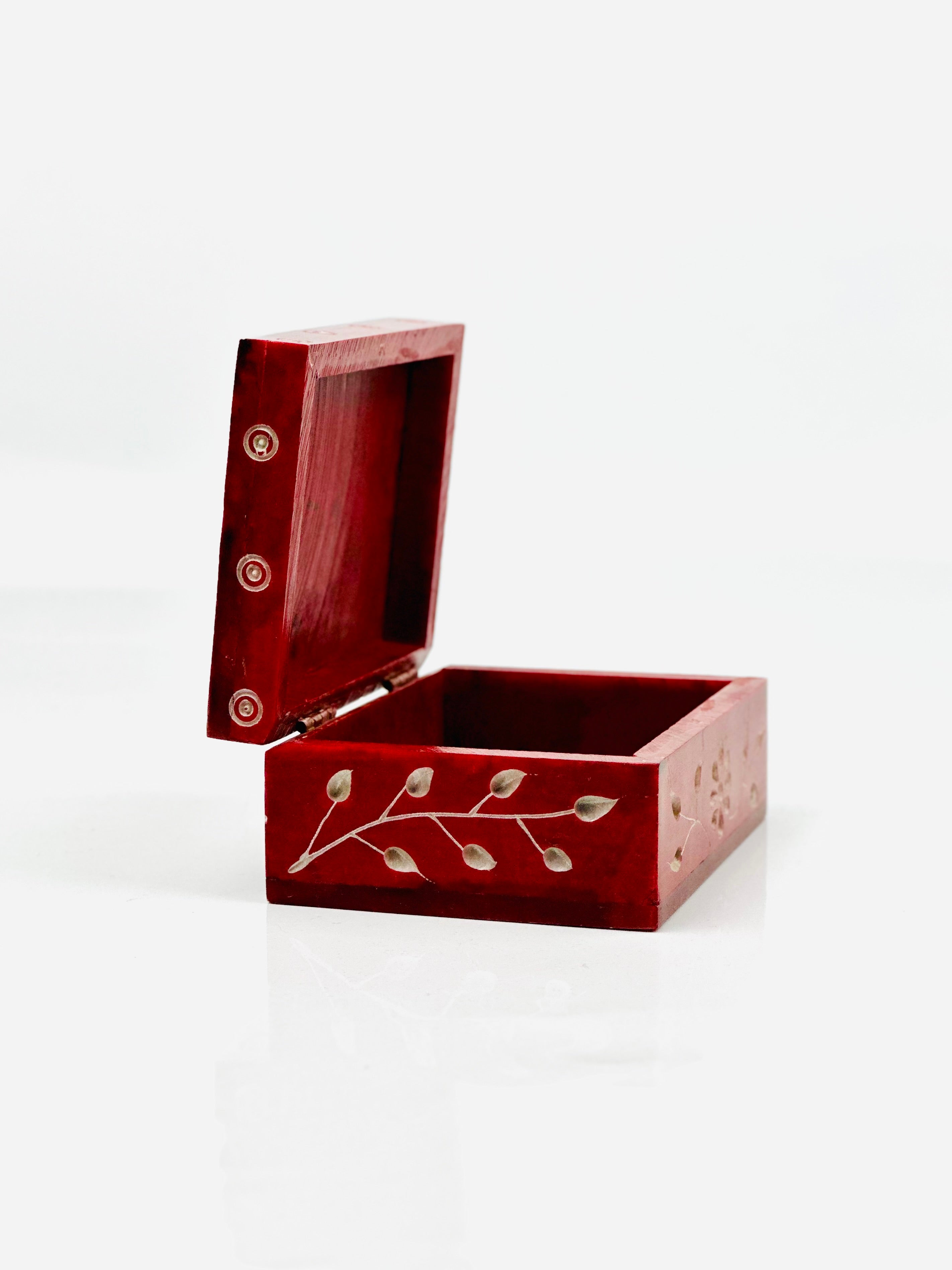 Scarlet Flower Hand-Carved Soapstone Box - 4"L x 3"B x 1.5"H - Tejo