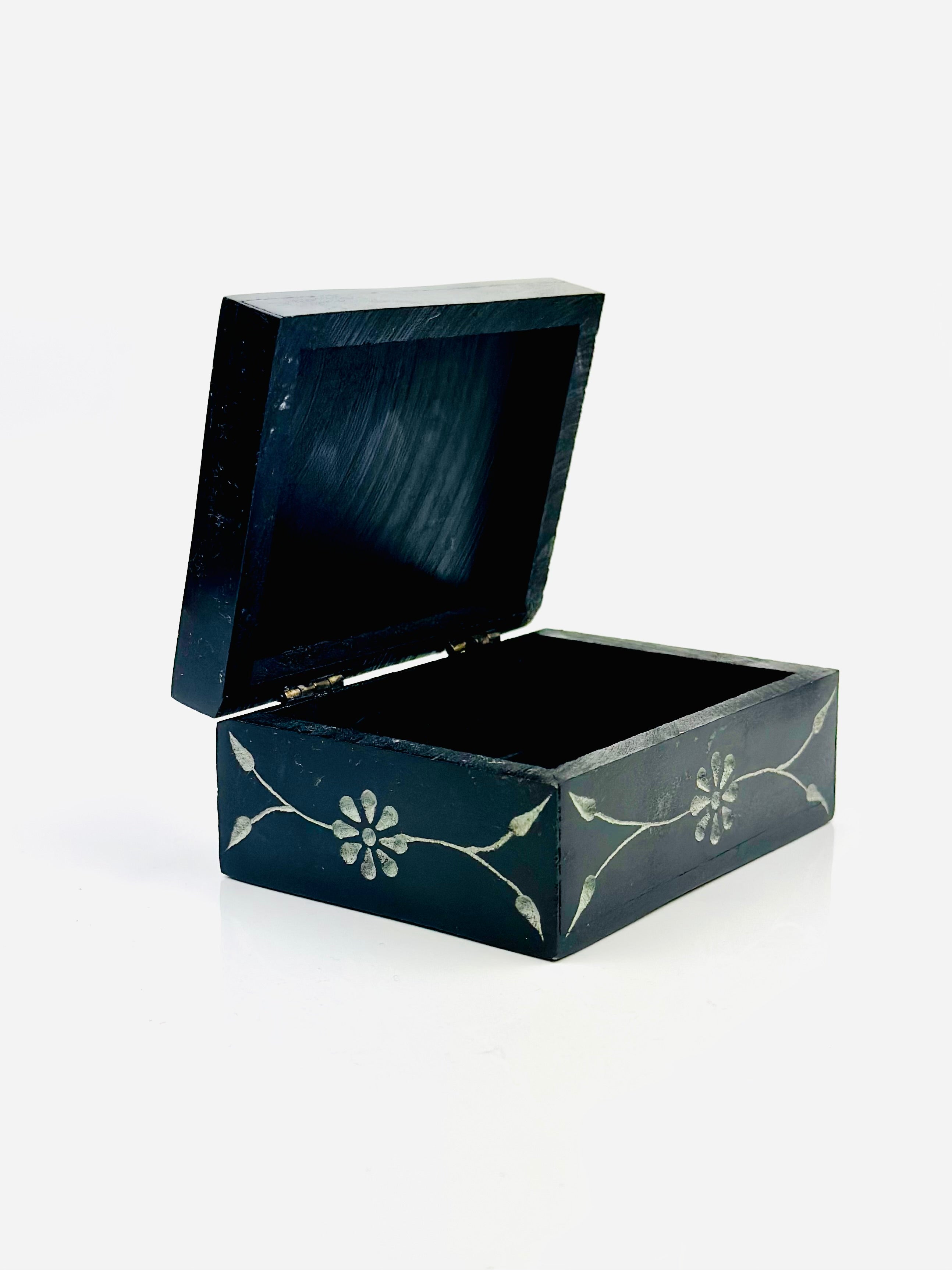 Noir Elephant Hand Carved Soapstone Box – 4"L x 3"B x 1.8"H - Tejo